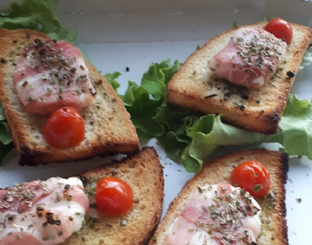 Salade de chèvre chaud à emporter